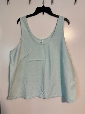 Old Navy women’s tank size xl tall